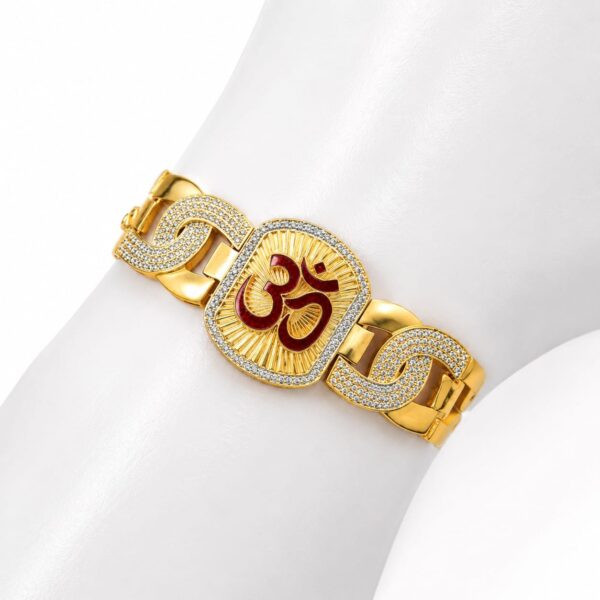DELICATE DESIGN GOLD PLATED LINKED BRACELET FOR MEN
